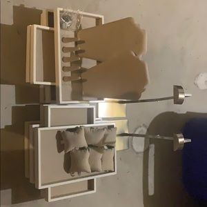 Jewelry display case